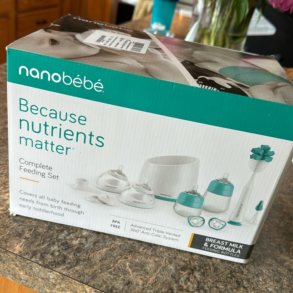Nanobébé Complete Feeding Set in Teal